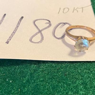 10 KT Gold Ring