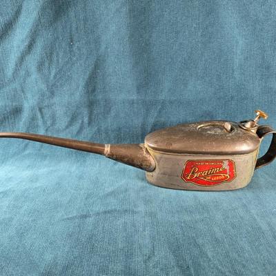 English Braims of Leeds Oil Can