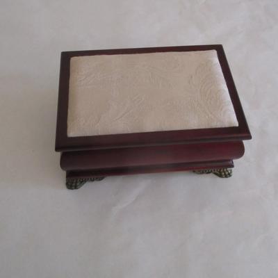 Musical Jewelry Box With Fabric Top Choice 1