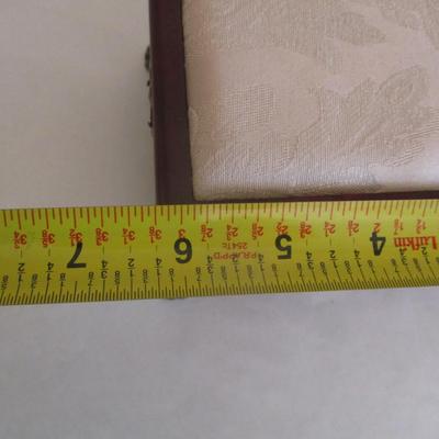 Musical Jewelry Box With Fabric Top Choice 2