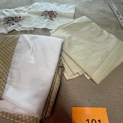 Assorted bedding