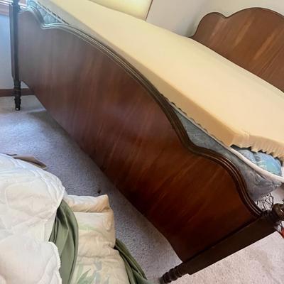 Antique Full bed w/ bedding