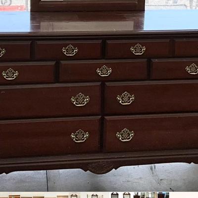 Lot# 054 Vintage Nine Drawer Dresser with Detachable Mirror