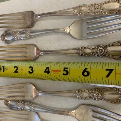 Rogers “Heritage” Silverplate Flatware Lot