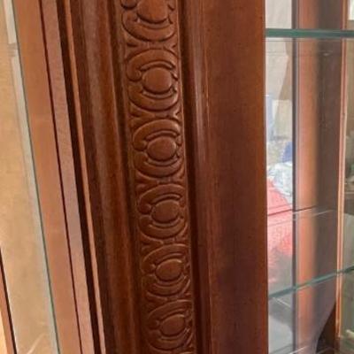 Lot# 056 Vintage Engraved Curio Cabinet with Lights & Mirrored Back