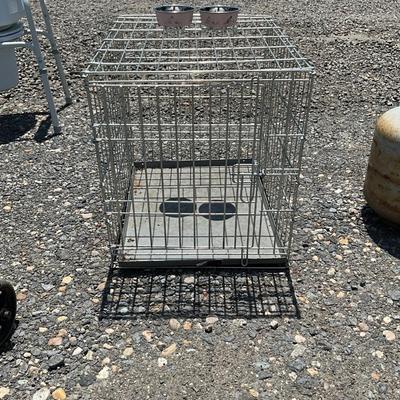 Lot# 066 Small Metal Dog Kennel with Two Small Steel Bowls