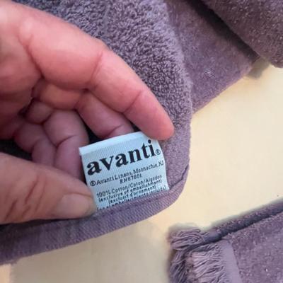 Purple towel set