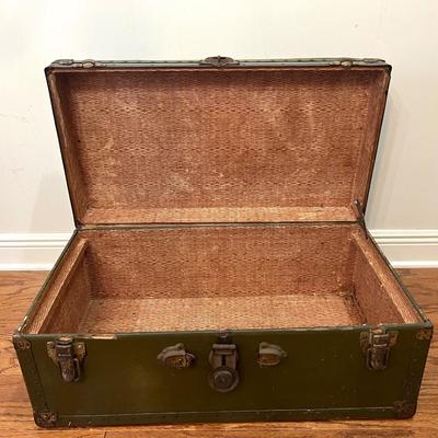 1930s Vintage Chest Locker~ Read Details