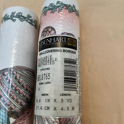 Wall paper border
