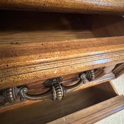 Vintage dresser w/ mirrors