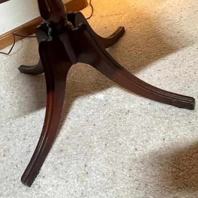 Duncan Phyfe Tiered table