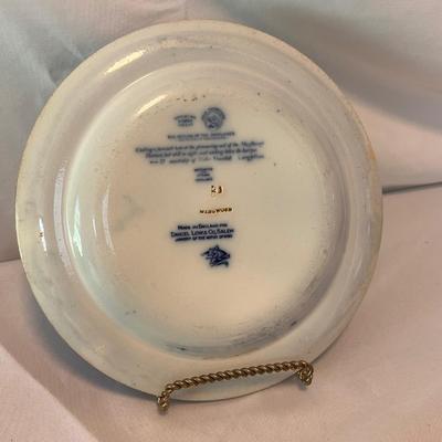 Wedgwood's Mayflower, Laughlin's Shakespeare & Spode Gravy Boat (K-DZ)