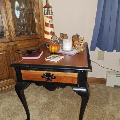 2 end tables