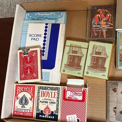Flat of cards & score pads