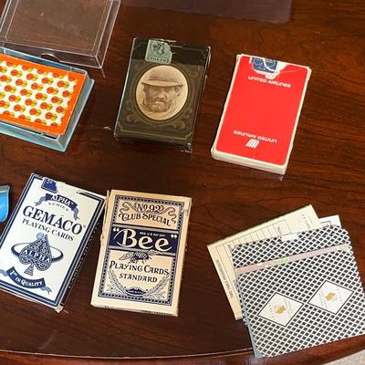 Flat of cards & score pads