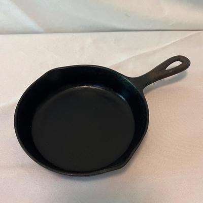 Griswold Pancake with Martin Stove & Range Cast Irons (K-DZ)