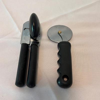 Henckels & Wüsthof Knives with Stainless Steel Kitchen Utensils (K-DZ)