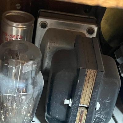 Delco Floor Radio