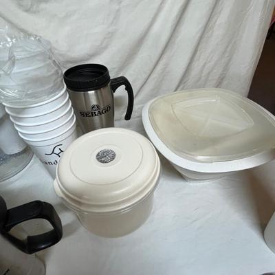 Plastic ware lot