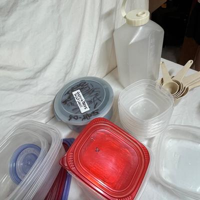 Tub of plastic ware
