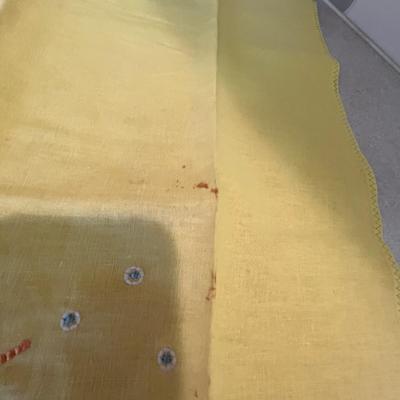 Assorted linens