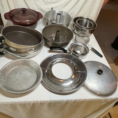 Cookware lot