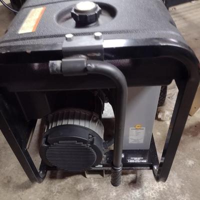 Generac Power Boss 5500 Gas Generator Briggs and Stratton Engine