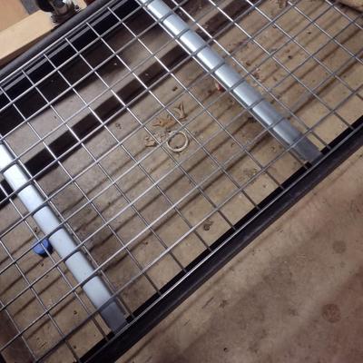 Heavy Duty Metal Frame Wire Shelve Shop Shelf (No Contents)