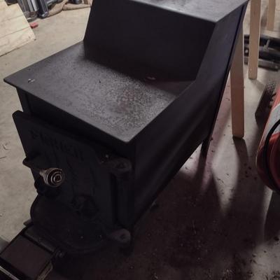 Cast Steel Fisher Mama Bear Wood Burning Stove