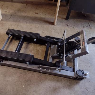 Pittsburgh 1500lb ATV/Motorcycle Lift