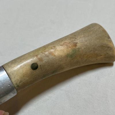 Knife with sheith
