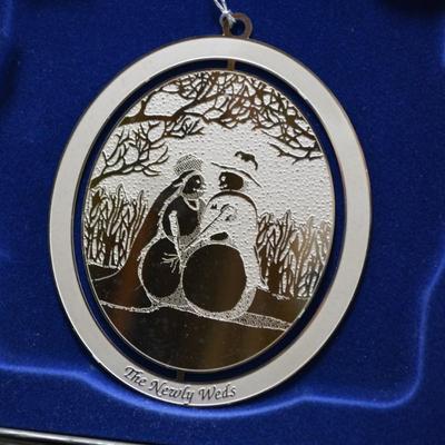 2006 Ken Schuler ‘Newly Weds’ Stamped Christmas Ornament 285/340