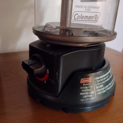 Coleman Gas Lantern with Two Cans of Propane Fuel