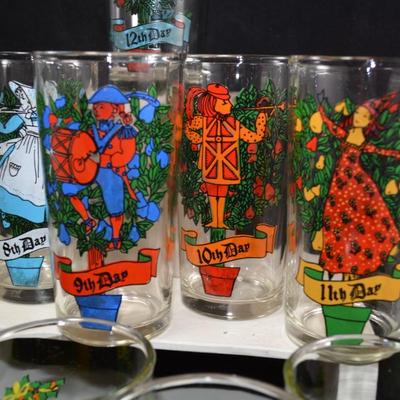 Vintage Indiana Glass ‘Twelve Days of Christmas’ Glasses