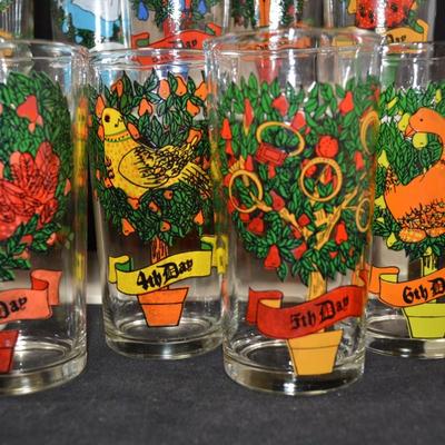 Vintage Indiana Glass ‘Twelve Days of Christmas’ Glasses