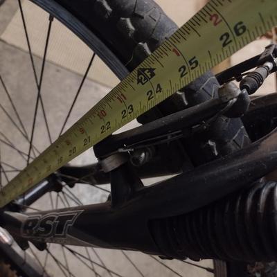 Navigator 200 Mountain Trek Bike with Alpcour Bike Training Stand