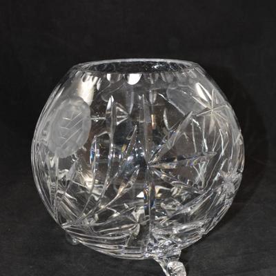 Beautiful Hand Cut Crystal Footed Rose Bowl 8”x8”