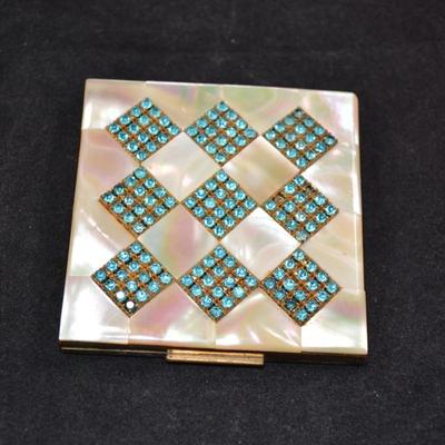 Lot of Vintage Cosmetic Compacts