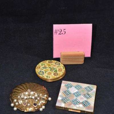 Lot of Vintage Cosmetic Compacts