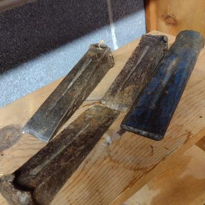 Long Handled Ax with Four Wood Splitting Wedges