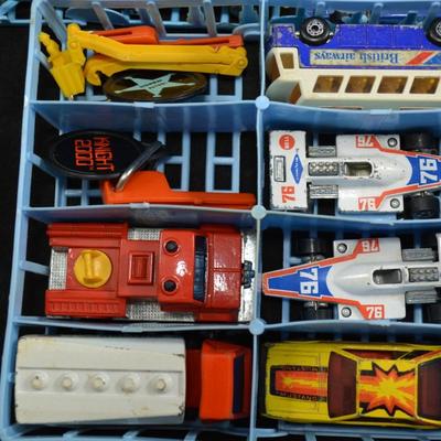 Large Lot of Vintage Matchbox/Corgi/Hotwheels Vehicles w/ Case