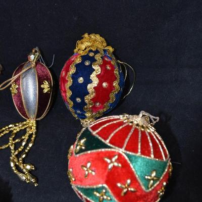 Lot of Vintage Push Pin Ornaments