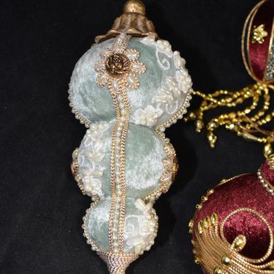 Lot of Vintage Push Pin Ornaments