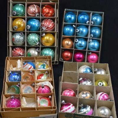 Lot of Vintage Shiny Brite & Santaland Glass Ornaments
