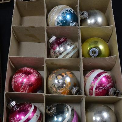 Lot of Vintage Shiny Brite & Santaland Glass Ornaments