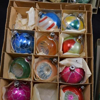 Lot of Vintage Shiny Brite & Santaland Glass Ornaments