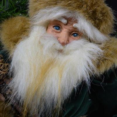 Vintage Old World Santa Figure 16”