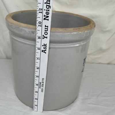 Western 2 gal crock