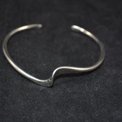 Modern Sterling Cuff Bracelet 8.4g