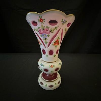 Beautifully Detailed Vintage White & Pink Cranberry Vase